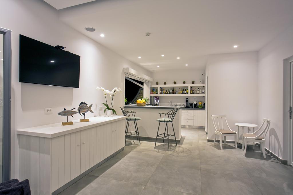 Anna-Maria Mykonos Hotel Гластрос Экстерьер фото